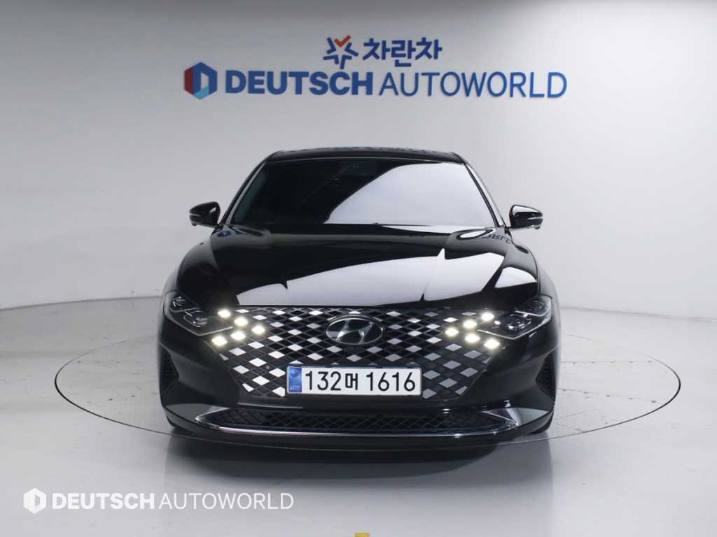 HYUNDAI Grandeur - Vista 3