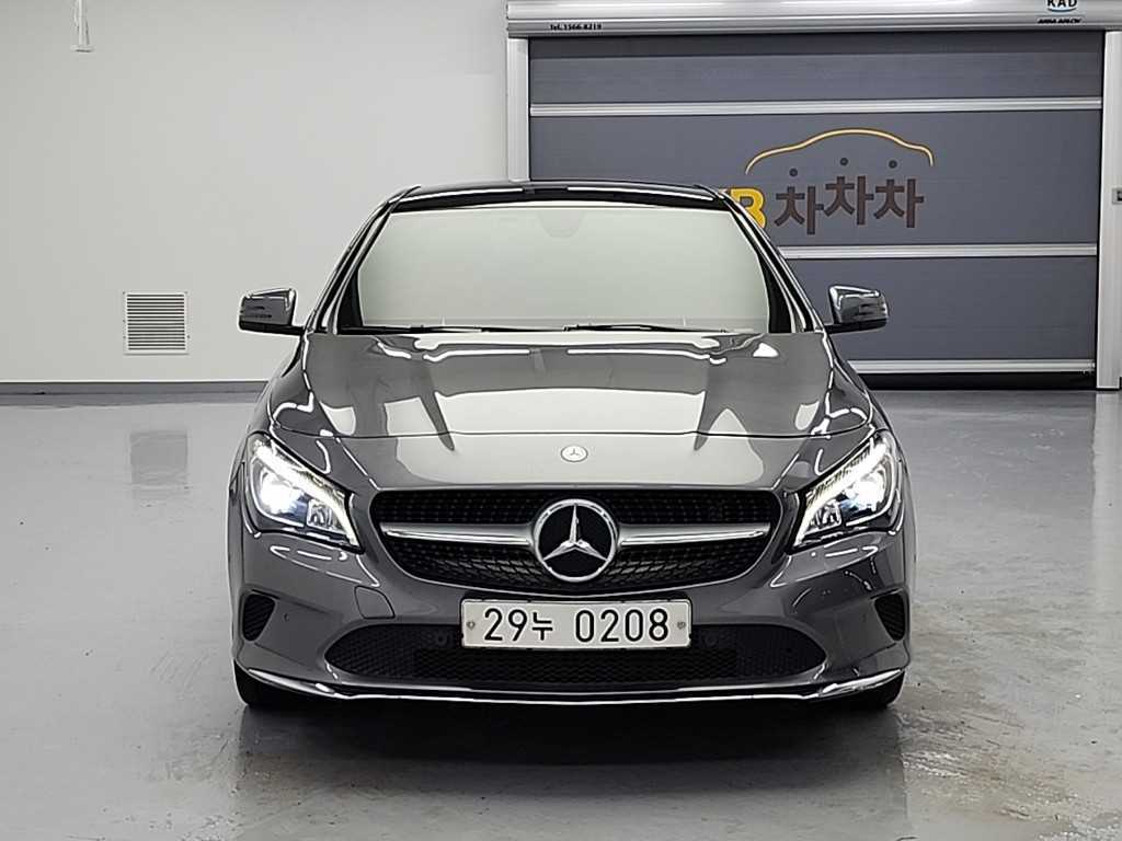 Mercedes Benz CLA Class 2017 Gris - Importación desde Corea - HF Imports Iquique - Foto 1