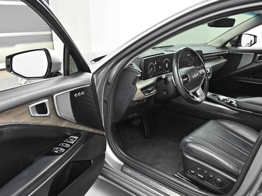 KIA K8 - Vista 11