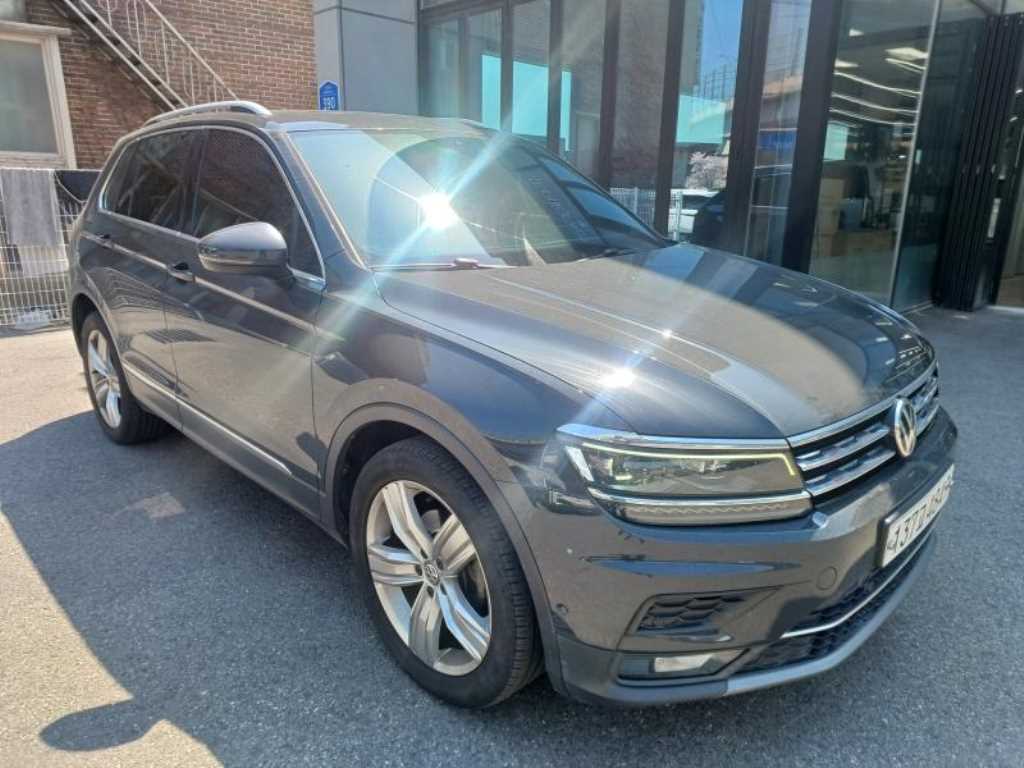 Volkswagen Tiguan - Vista 3