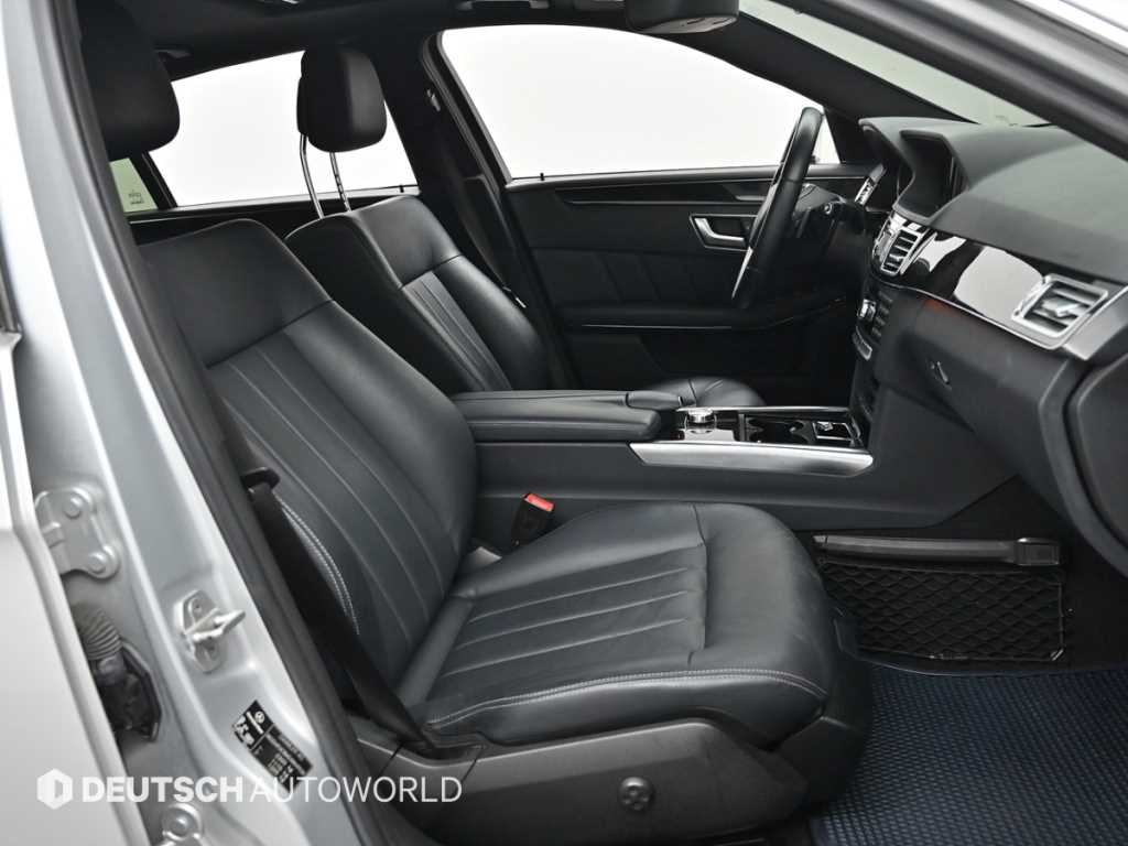 Mercedes Benz E class - Vista 10