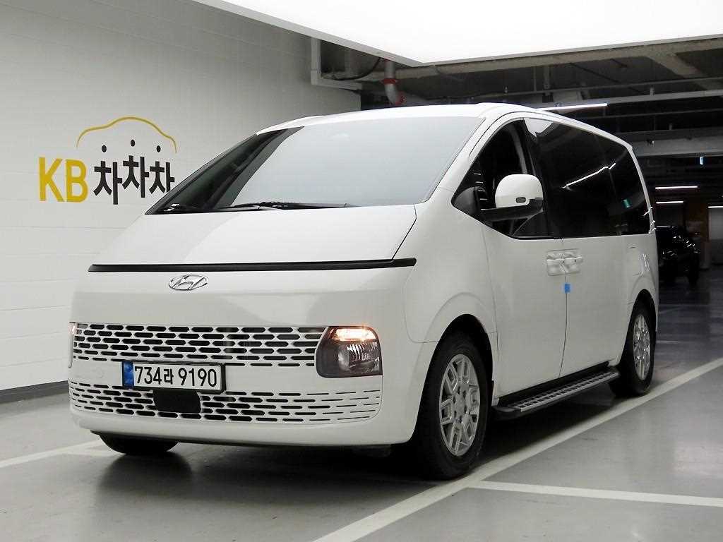 HYUNDAI Staria - Vista 2