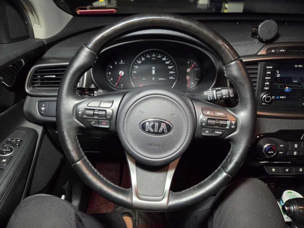 KIA Sorento - Vista 6