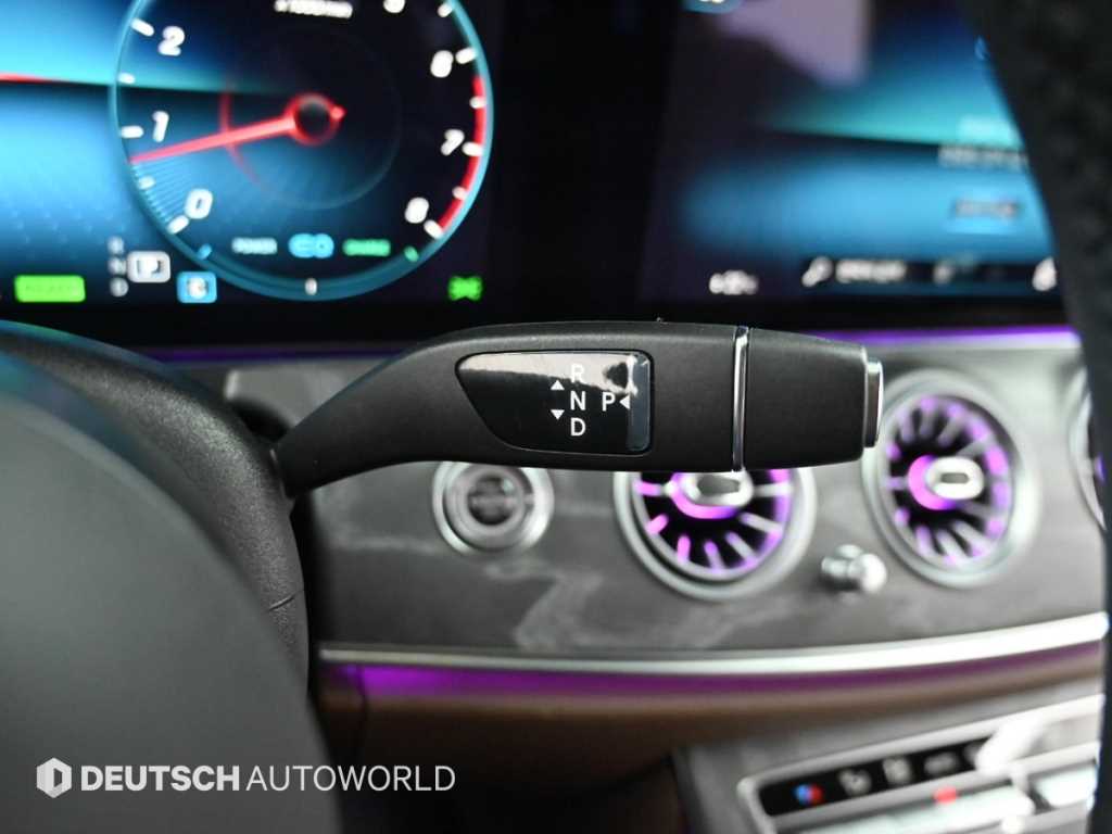 Mercedes Benz E class - Vista 9