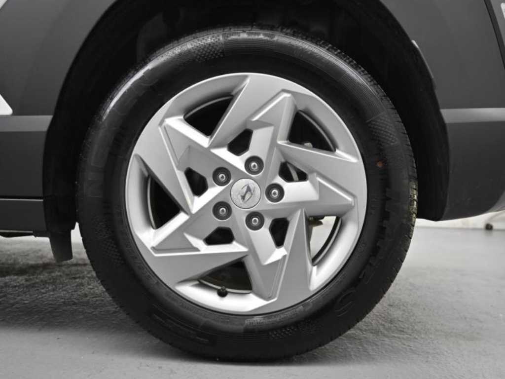 HYUNDAI Kona - Vista 5