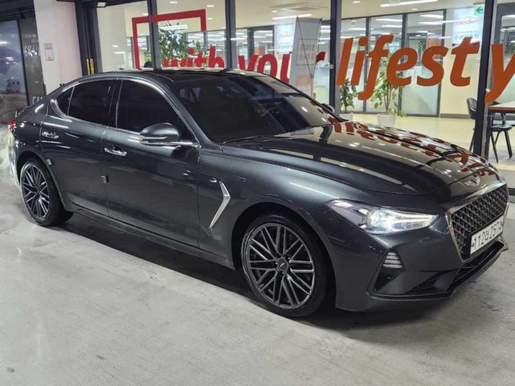 Genesis G70 - Vista 2