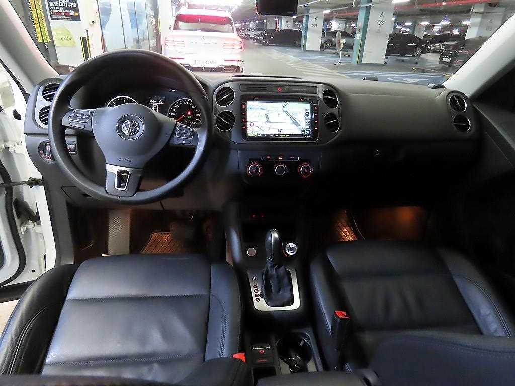 Volkswagen Tiguan - Vista 10