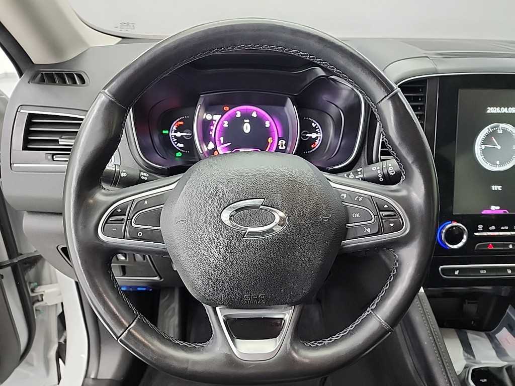 SAMSUNG QM6 - Vista 9