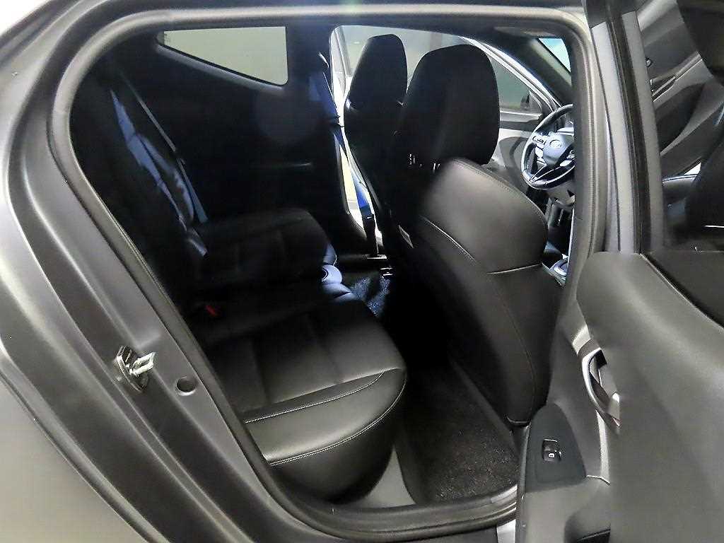 HYUNDAI Veloster - Vista 7