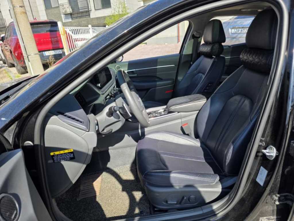 HYUNDAI Sonata - Vista 8