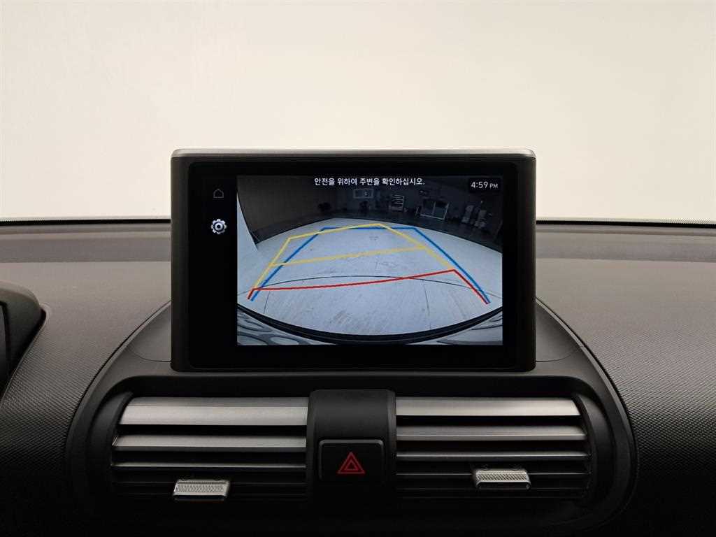 HYUNDAI Casper - Vista 10