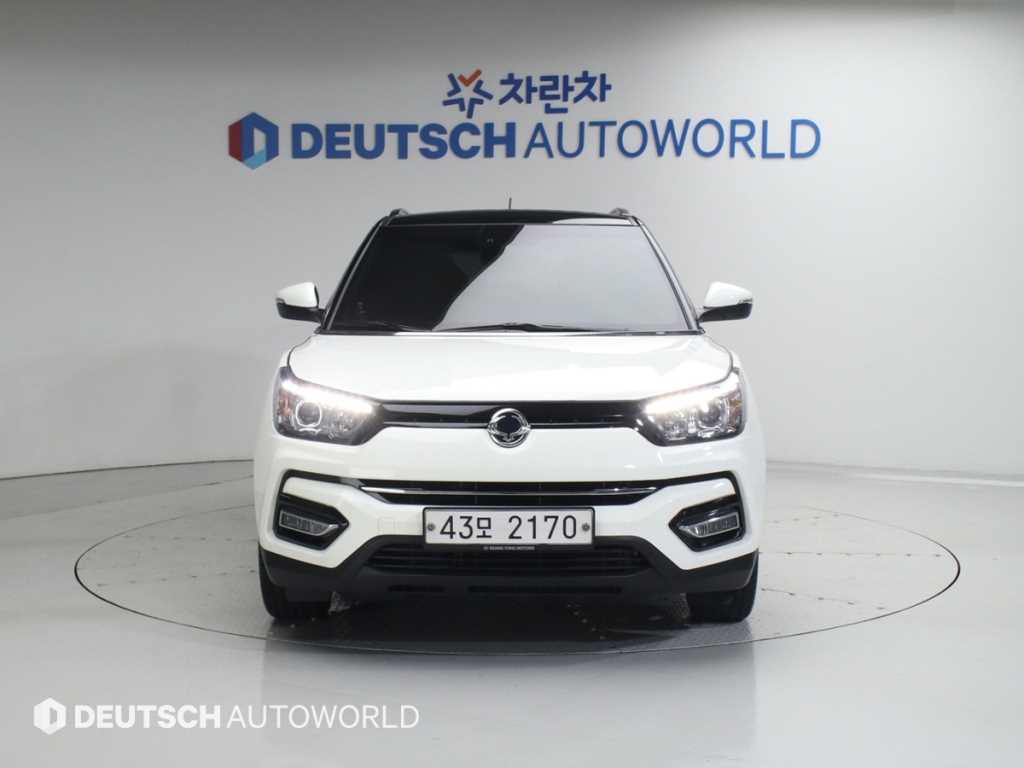 Ssangyong Tivoli - Vista 3