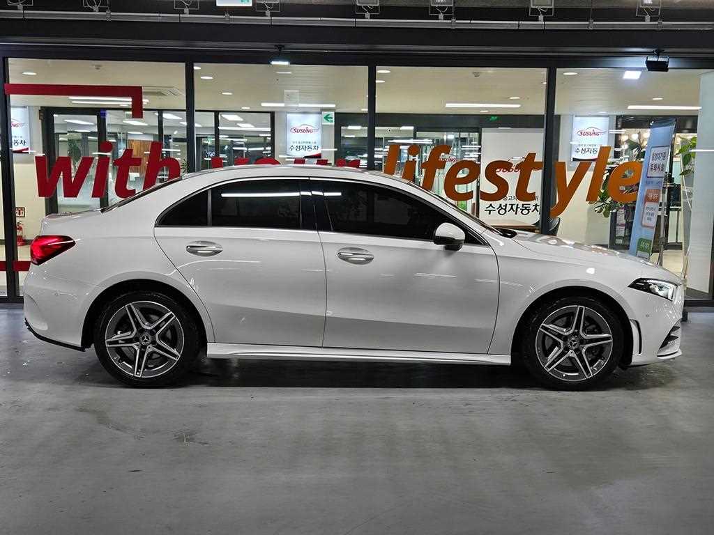 Mercedes Benz A Class - Vista 3