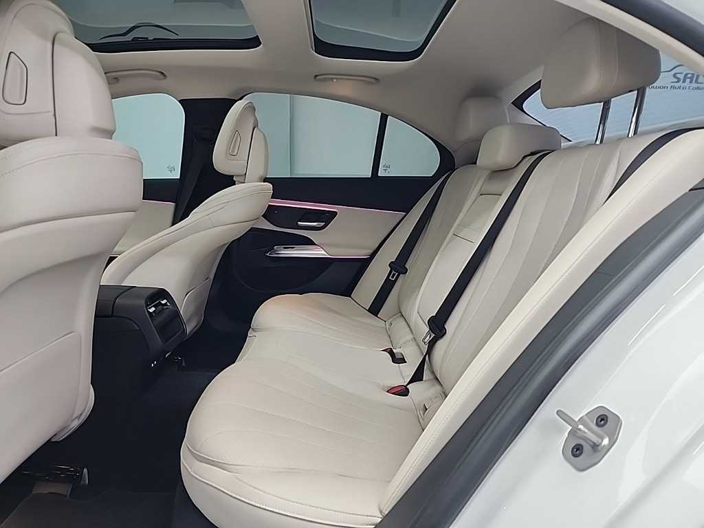 Mercedes Benz E class - Vista 12