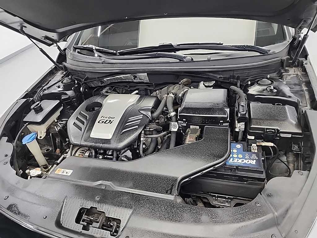 HYUNDAI Sonata - Vista 5