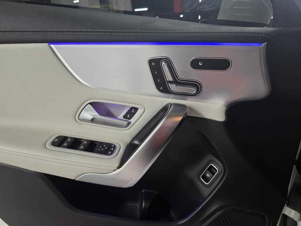 Mercedes Benz CLA Class 2020 Blanco - Importación desde Corea - HF Imports Iquique - Foto 16