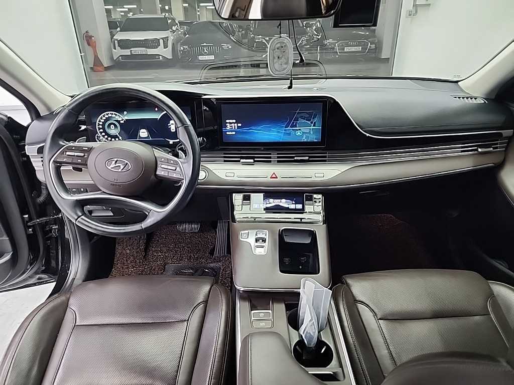 HYUNDAI Grandeur - Vista 7