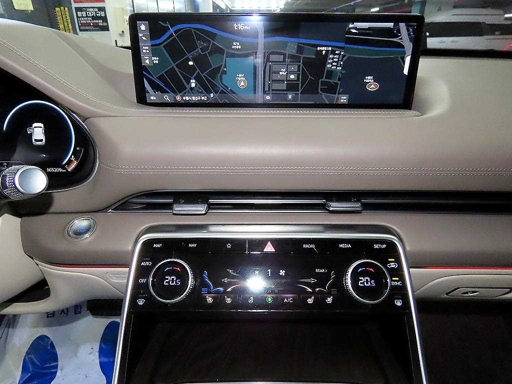 Genesis GV80 - Vista 11