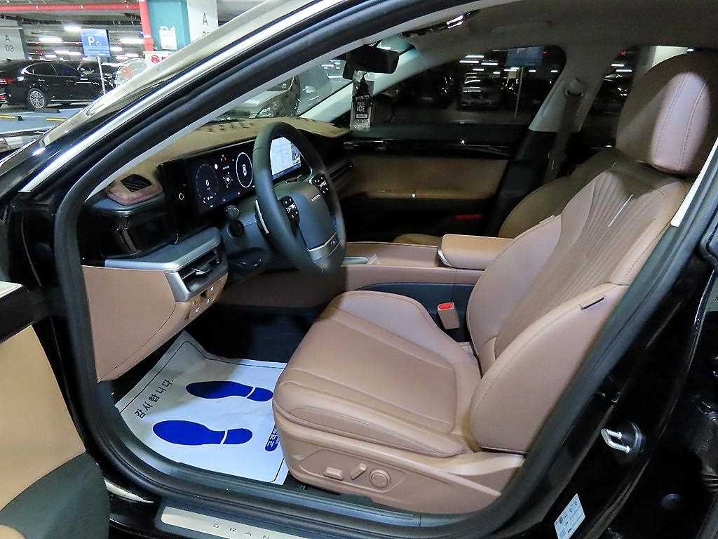 HYUNDAI Grandeur - Vista 6