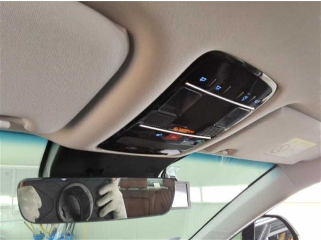 HYUNDAI Grandeur - Vista 5