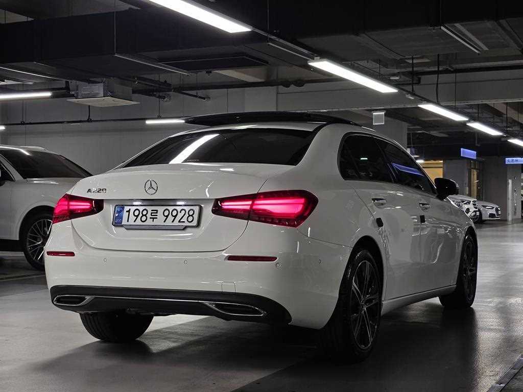 Mercedes Benz A Class - Vista 4