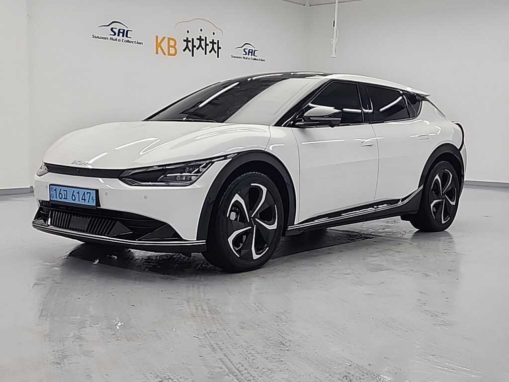 KIA EV6 2022 Blanco - Importación desde Corea - HF Imports Iquique - Foto 1