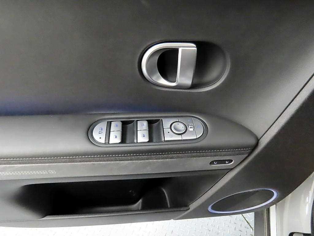 HYUNDAI Ioniq 5 - Vista 11