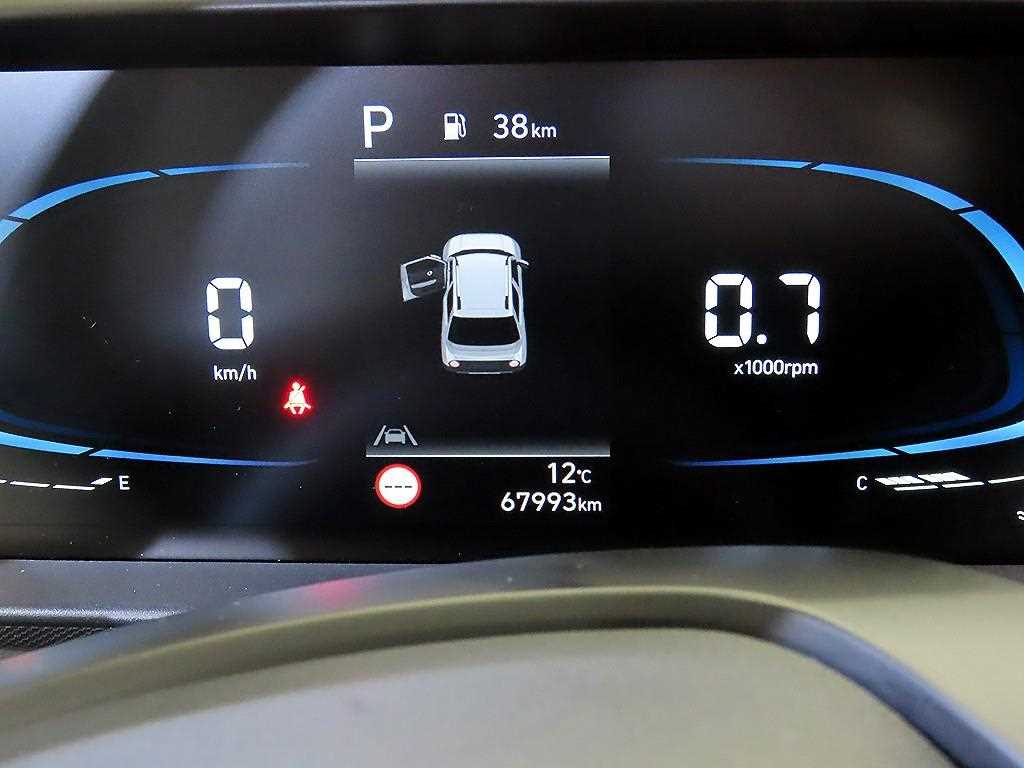 HYUNDAI Casper - Vista 9