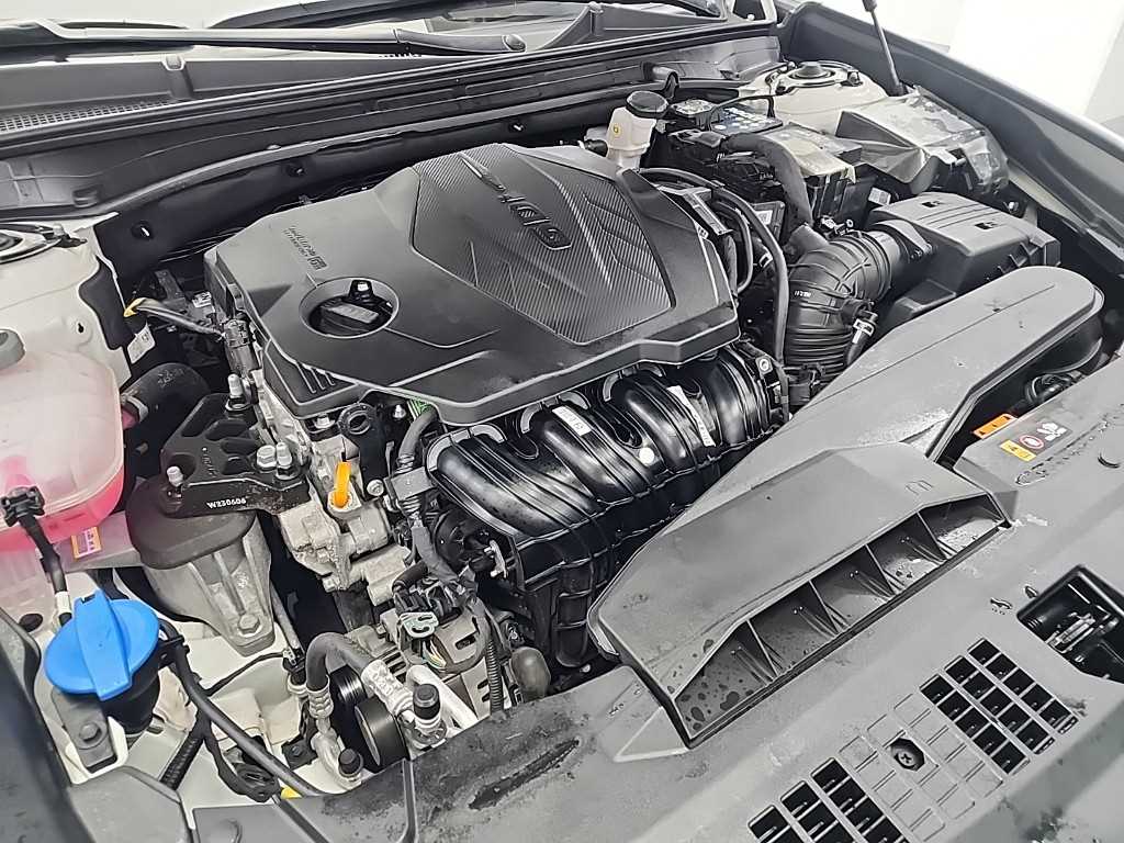 HYUNDAI Grandeur - Vista 5