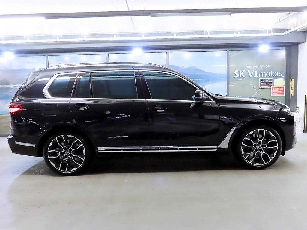 BMW X7 - Vista 3