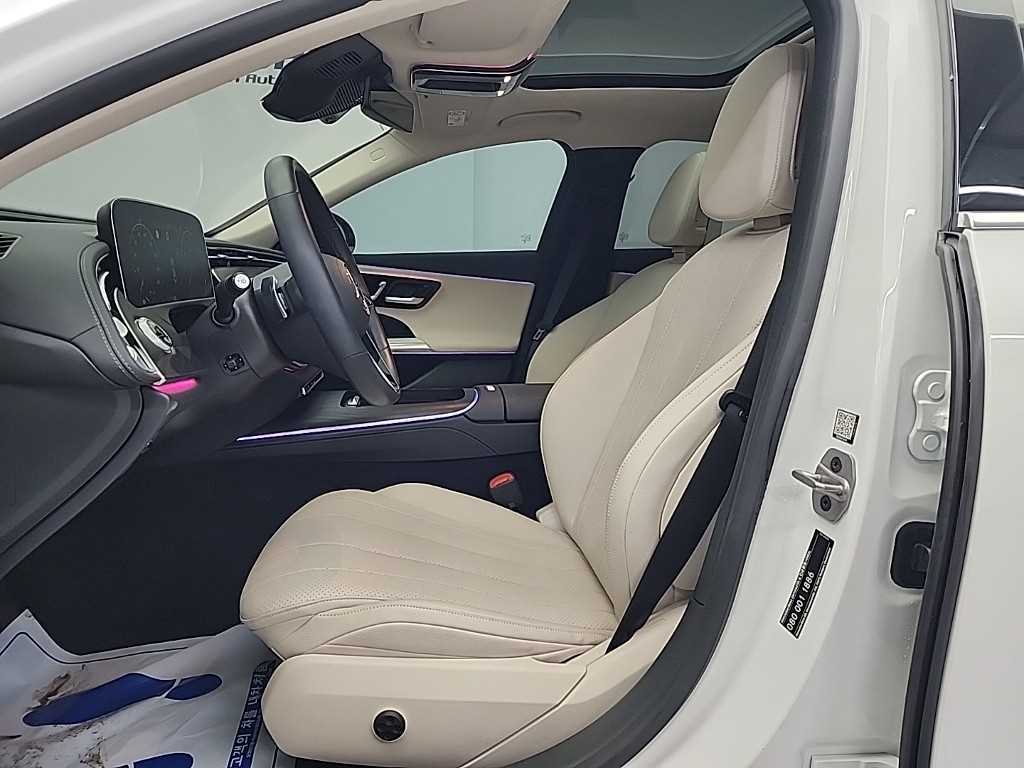 Mercedes Benz E class - Vista 11