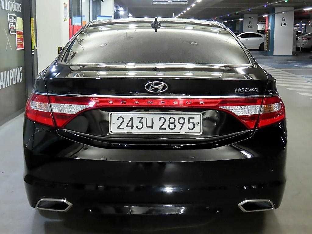 HYUNDAI Grandeur - Vista 5