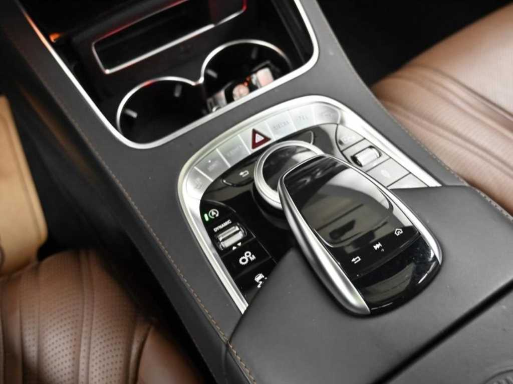 Mercedes Benz S Class - Vista 11