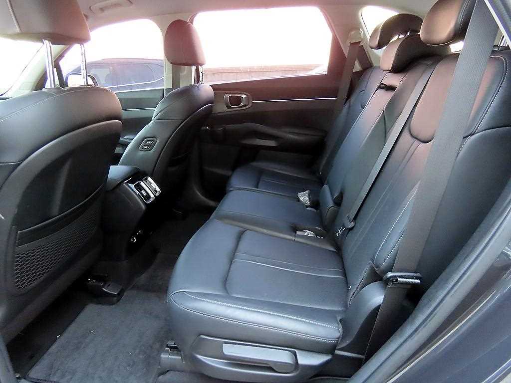 KIA Sorento - Vista 6