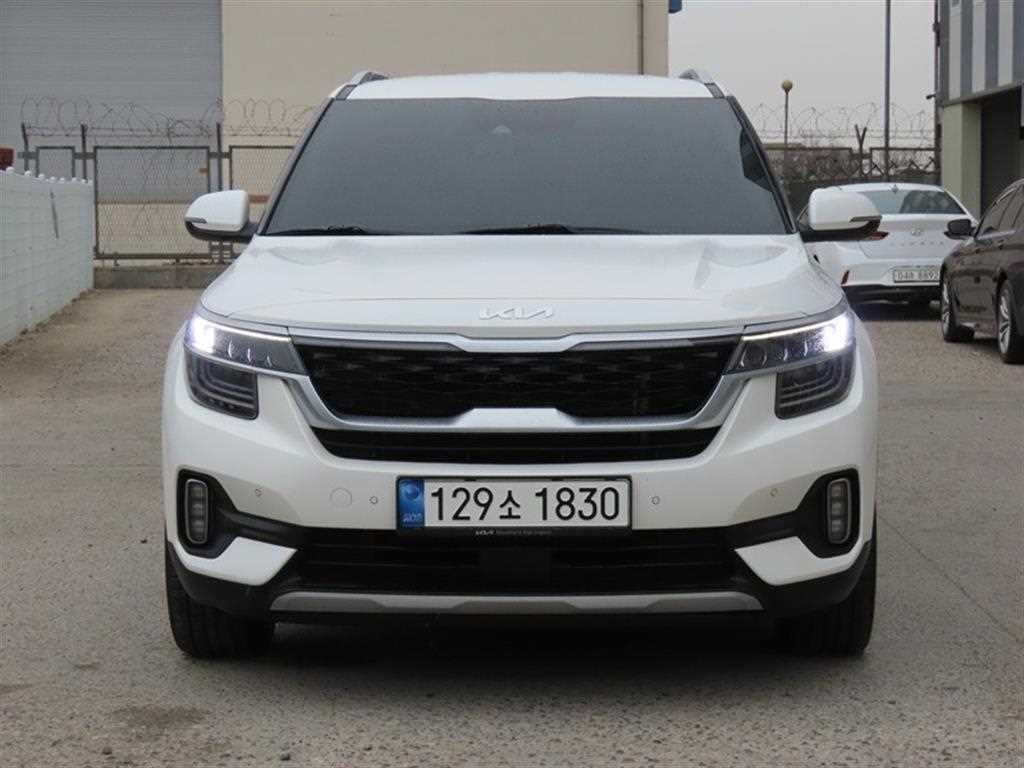 KIA Seltos 2023 Blanco - Importación desde Corea - HF Imports Iquique - Foto 1