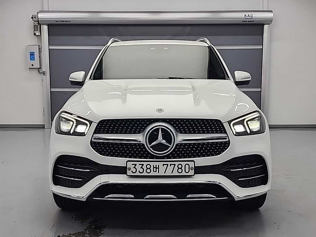 Mercedes Benz GLE Class - Vista 2
