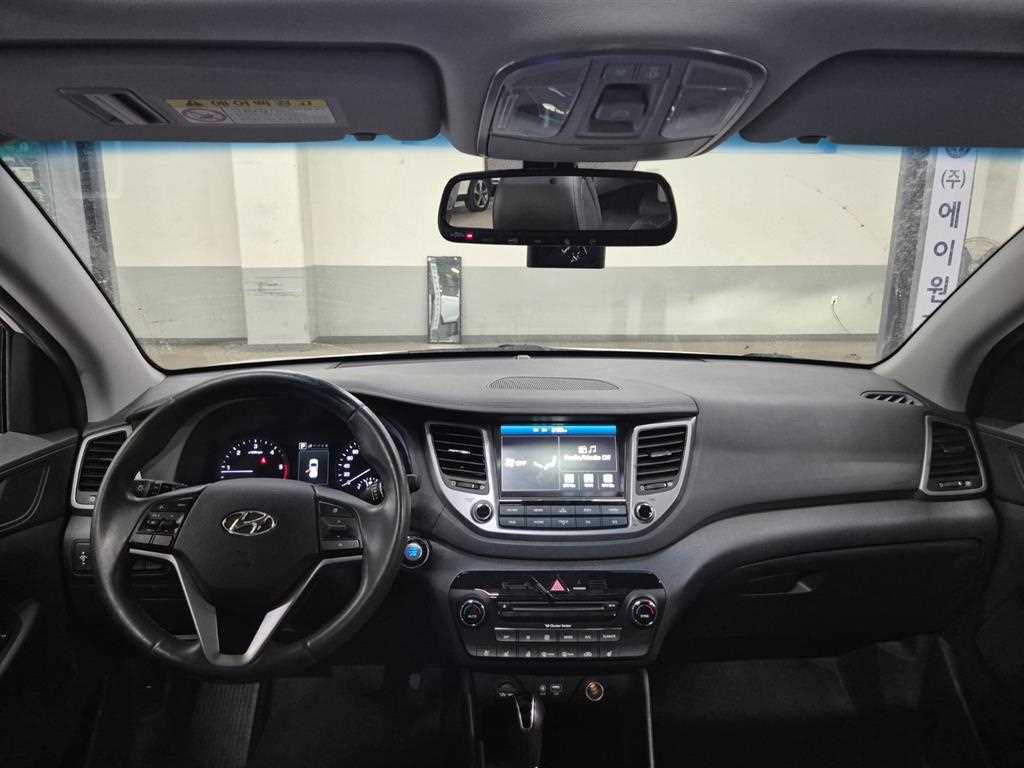 HYUNDAI Tucson - Vista 7