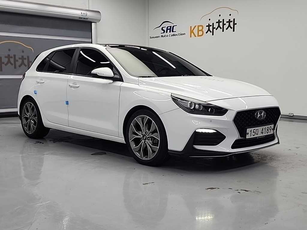 HYUNDAI i30 - Vista 4