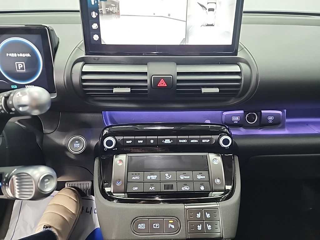 HYUNDAI Casper - Vista 10