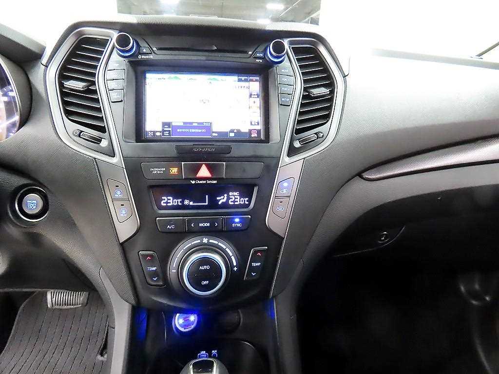 HYUNDAI Santa Fe 2016 Gris - Importación desde Corea - HF Imports Iquique - Foto 14