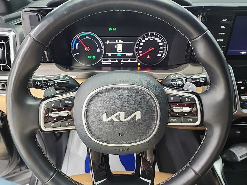 KIA Sorento - Vista 9