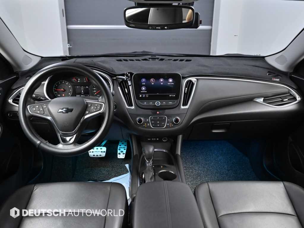 Chevrolet Malibu - Vista 7