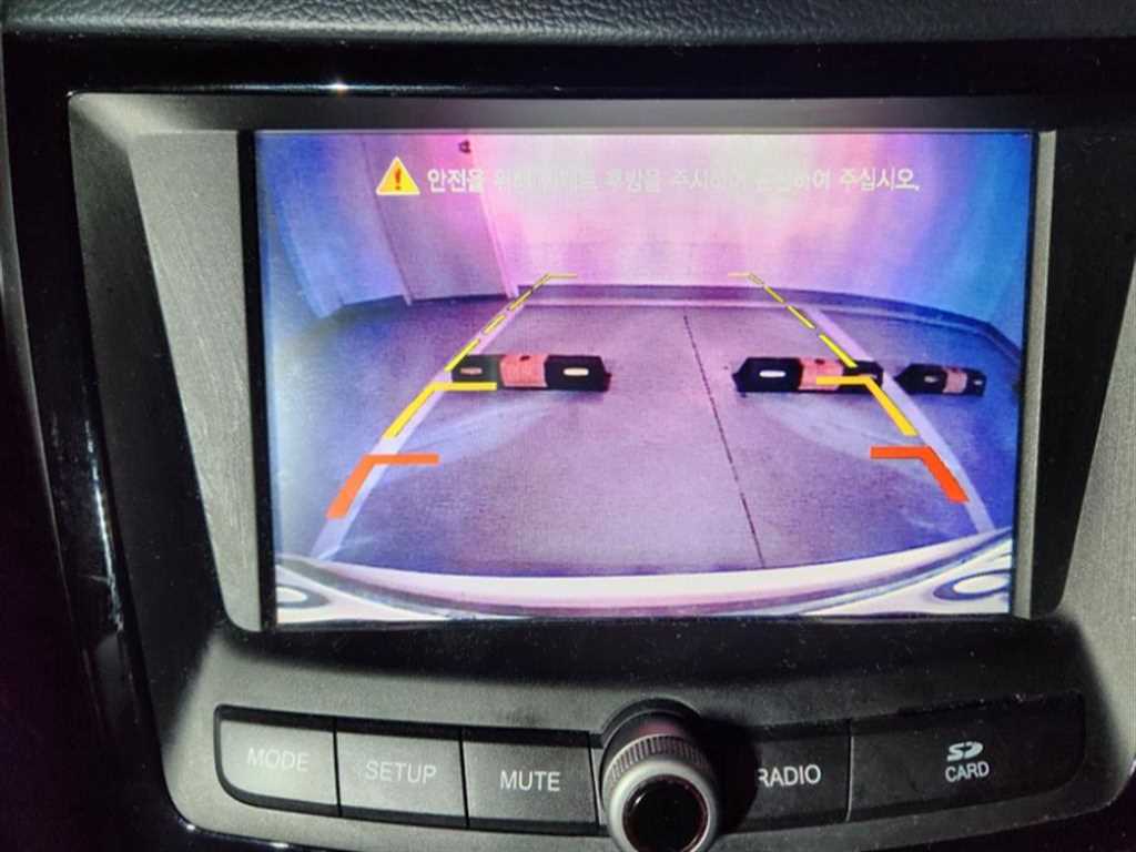 Ssangyong Tivoli 2016 Blanco - Importación desde Corea - HF Imports Iquique - Foto 14