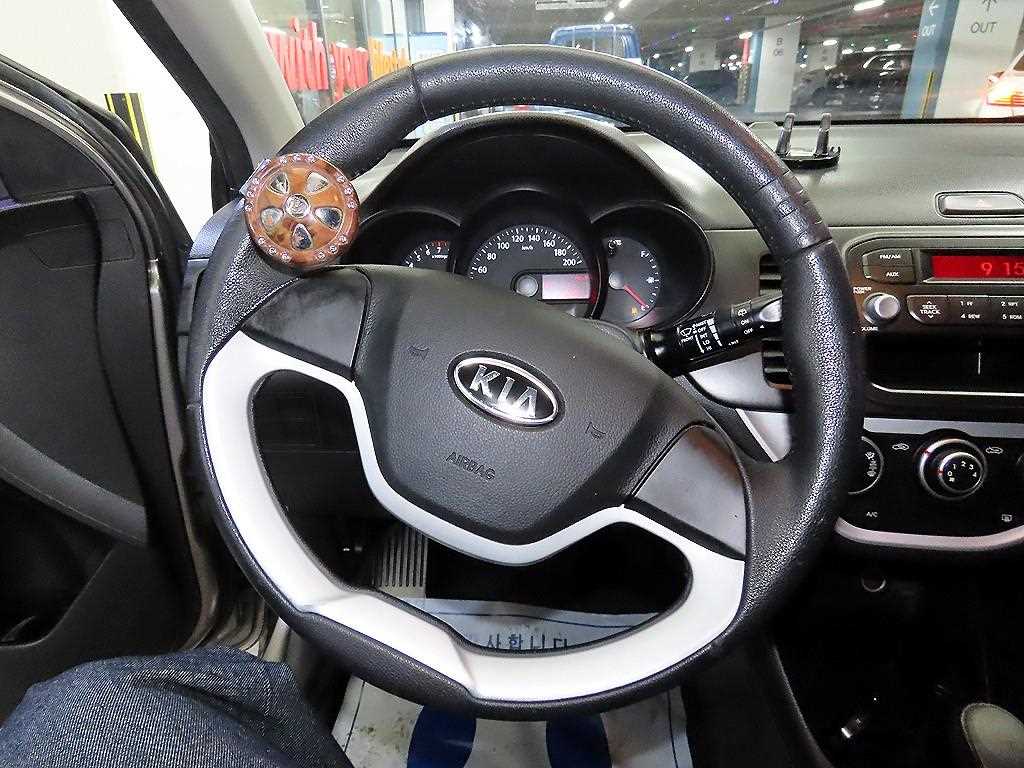 KIA Morning - Vista 8