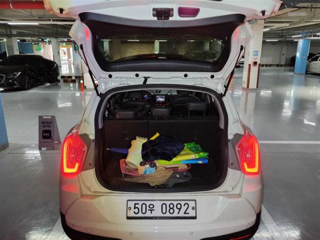 Ssangyong Tivoli - Vista 5