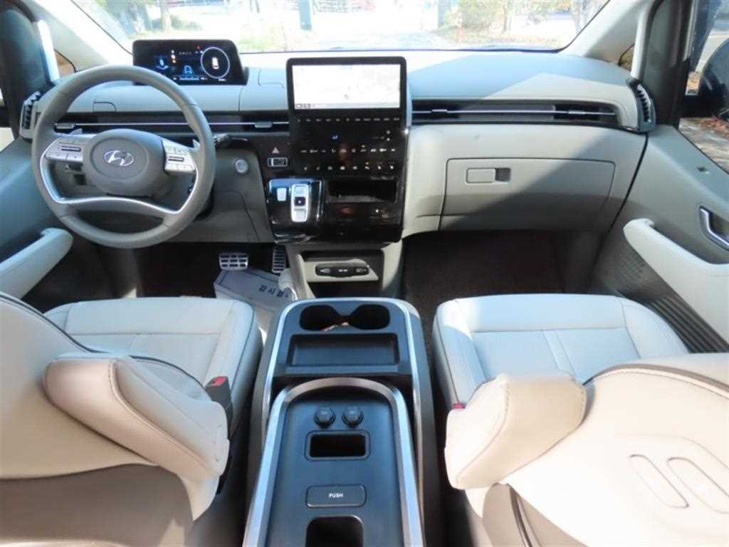 HYUNDAI Staria 2024 Negro - Importación desde Corea - HF Imports Iquique - Foto 15