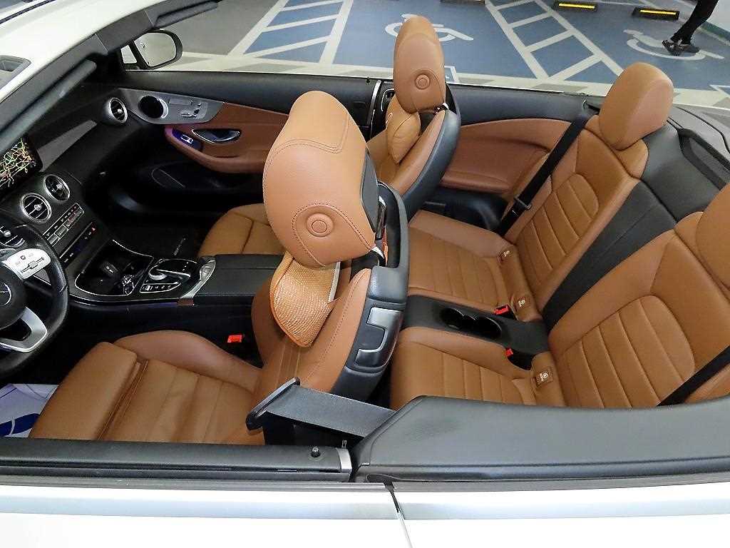 Mercedes Benz C Class - Vista 9