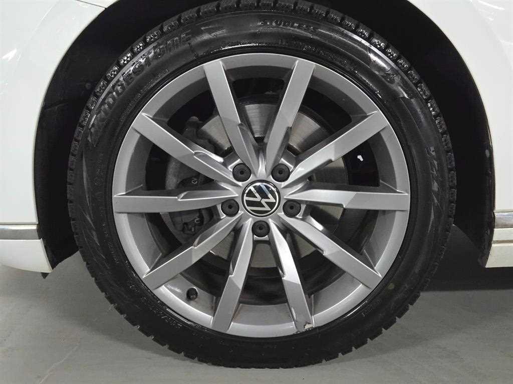 Volkswagen Passat 2022 Blanco - Importación desde Corea - HF Imports Iquique - Foto 19