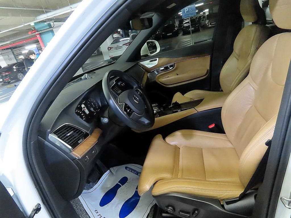 Volvo XC90 - Vista 6