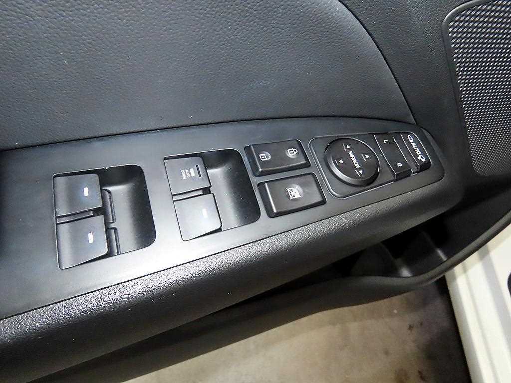 HYUNDAI Avante 2019 Blanco - Importación desde Corea - HF Imports Iquique - Foto 13